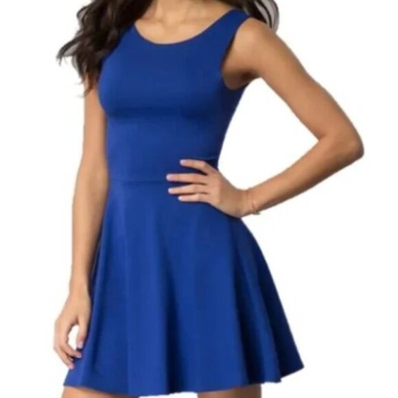 CHERYL CREATIONS UNIORS SLEEVELESS DRESS WITH CUT OUT BACK - Picture 1 of 1